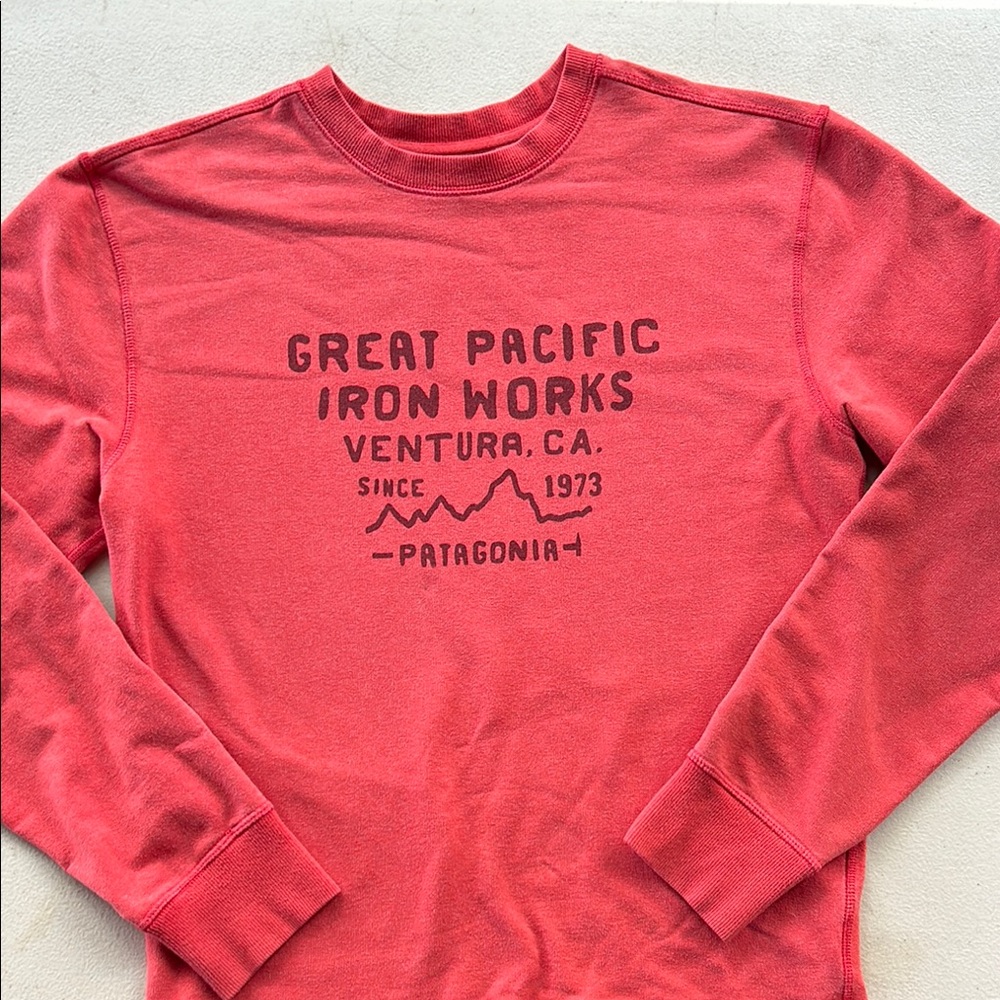 Patagonia Red Graphic Sweatshirt - Picture 3 of 8